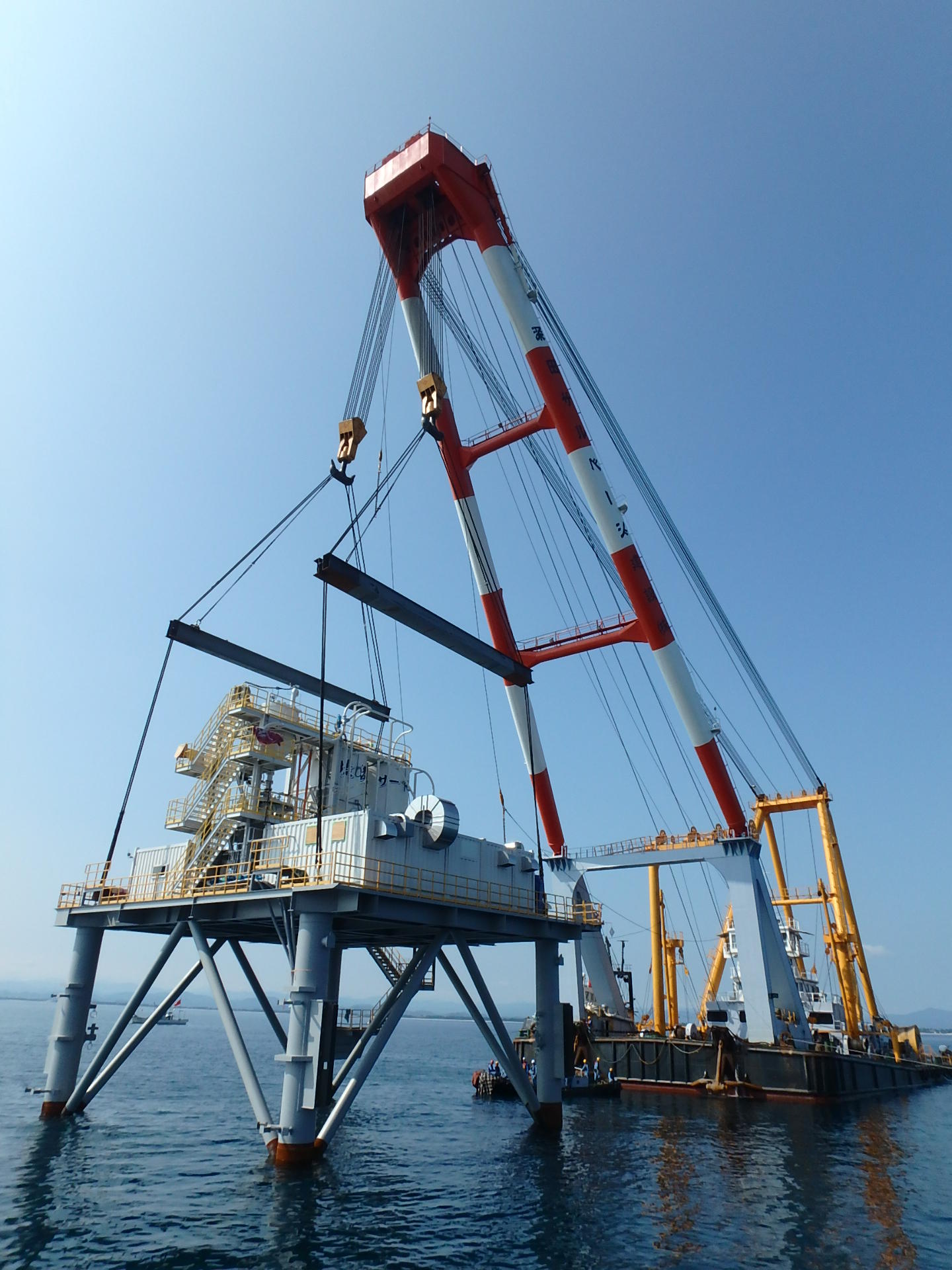 Large-scale Open Water Aquaculture System|NIPPON STEEL ENGINEERING