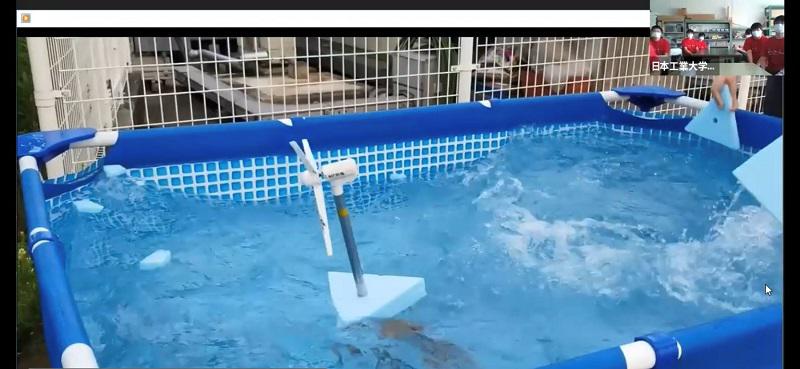 プレゼン中の水槽実験の動画